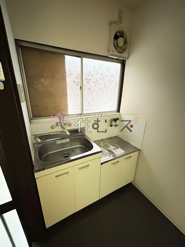 Regalo千本北 キッチン