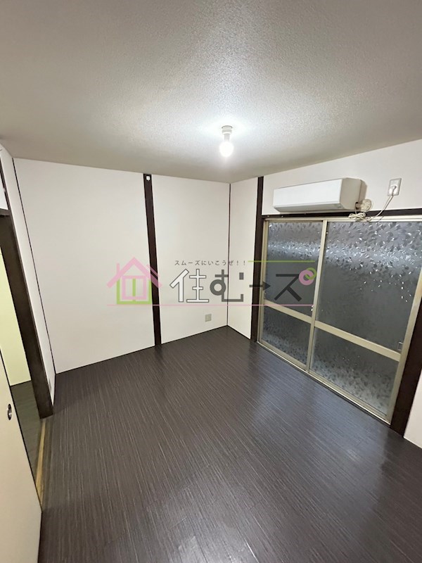 Regalo千本北 ベッドルーム