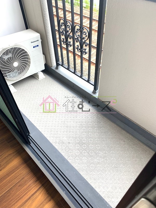 ワイズフィールド ベランダ