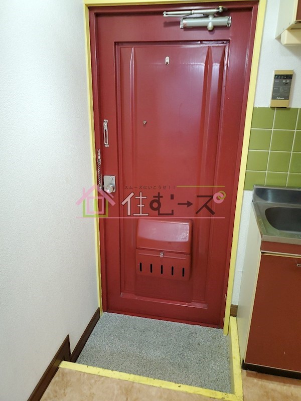 サンハイツ今里 玄関