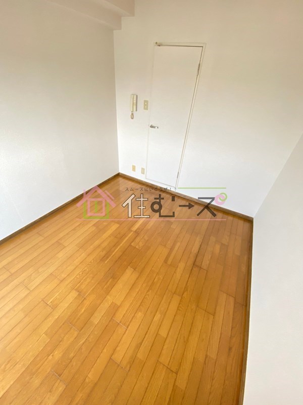 リーガル塚本Ⅱ リビング