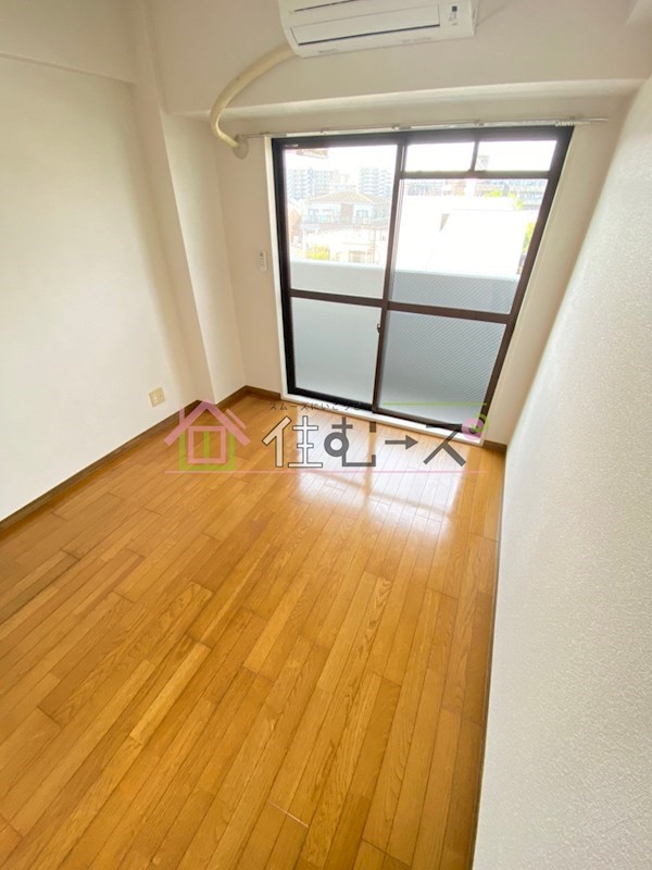 リーガル塚本Ⅱ ベッドルーム