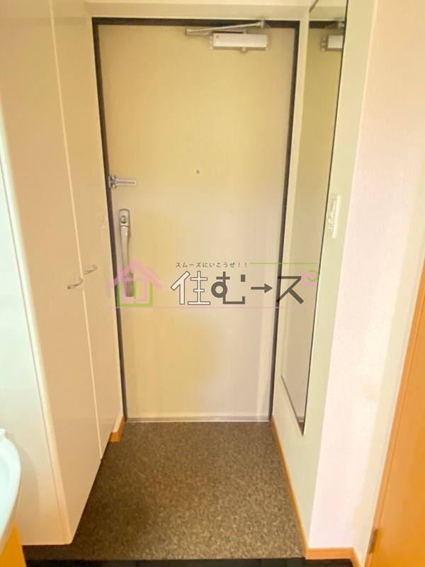 プレサンス心斎橋モデルノ 玄関