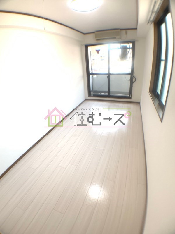 優伸ビル ベッドルーム