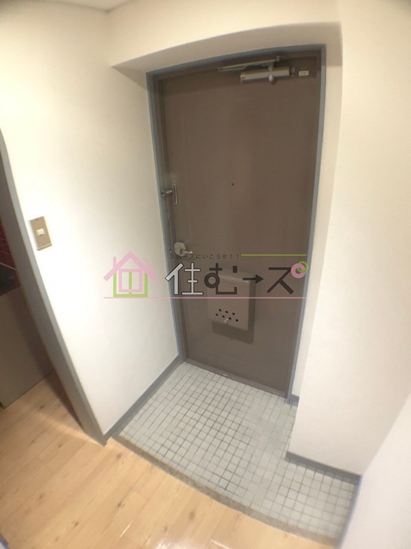 エクセレンスハイツ 玄関