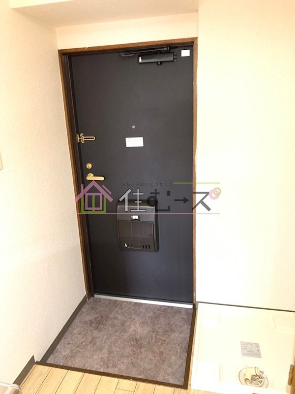 フローライト新大阪 玄関