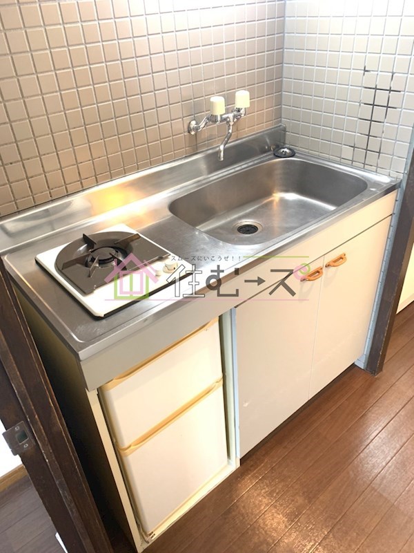 ホワイトグロリア キッチン