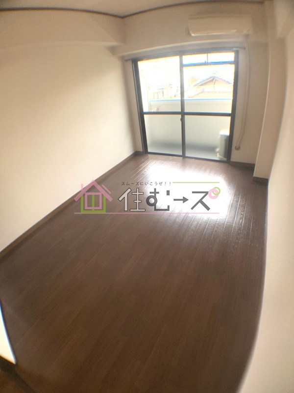 ホワイトグロリア ベッドルーム