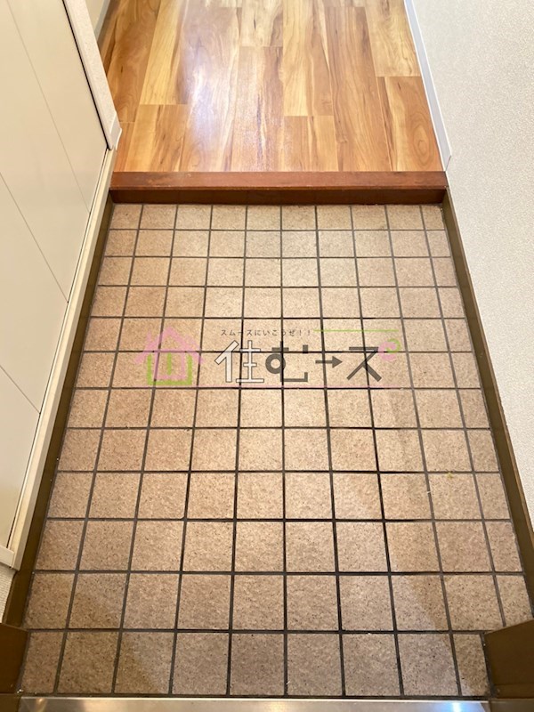 ライオンズシティ難波南 玄関