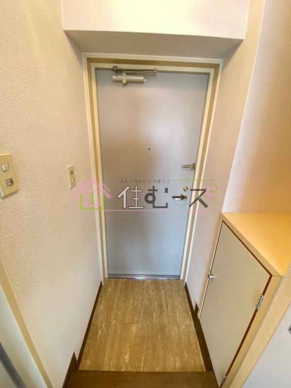 サンシャイン高倉 玄関