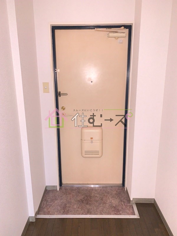 プレアール平野本町Ⅱ 玄関