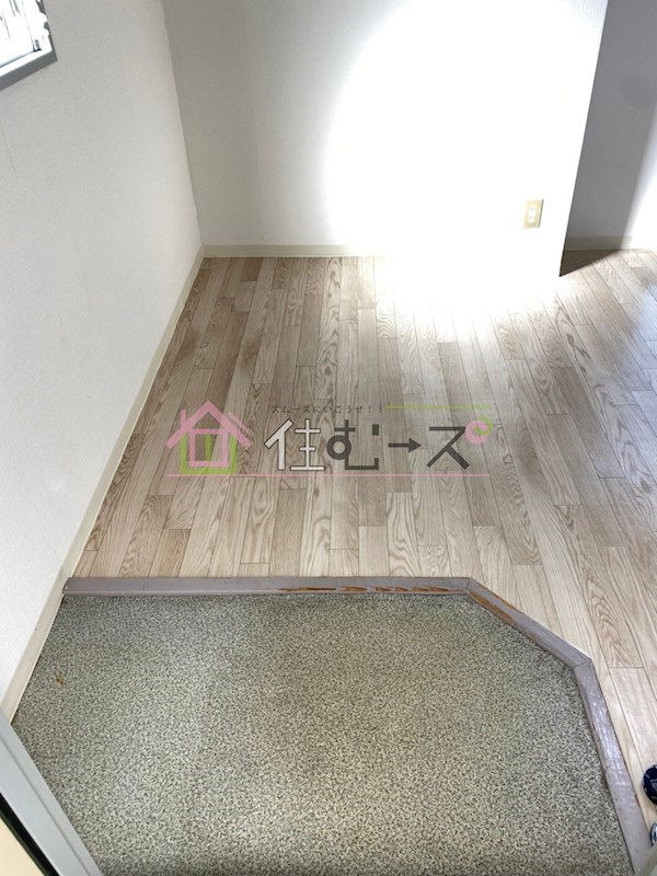 メゾン真法院 玄関