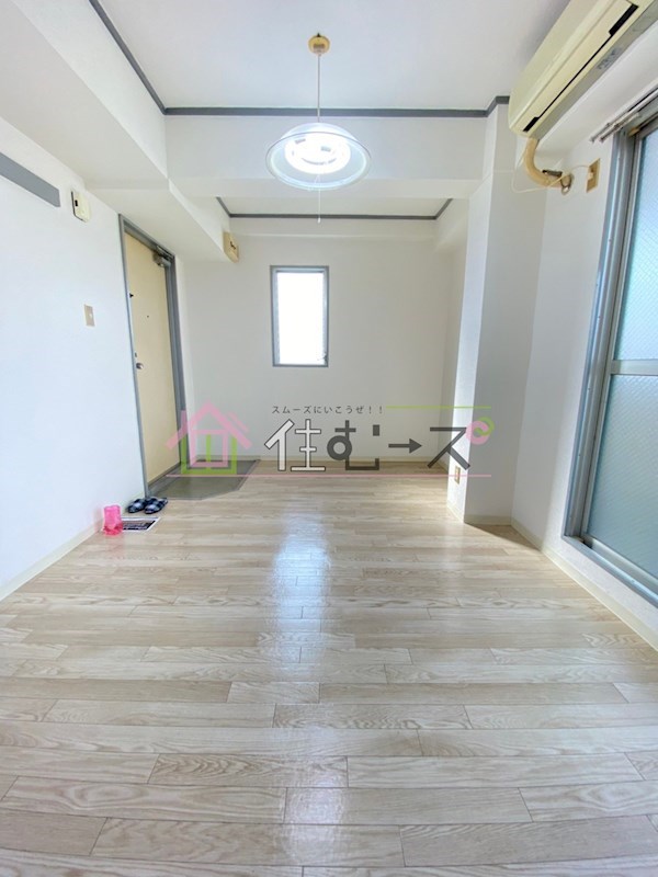 メゾン真法院 リビング