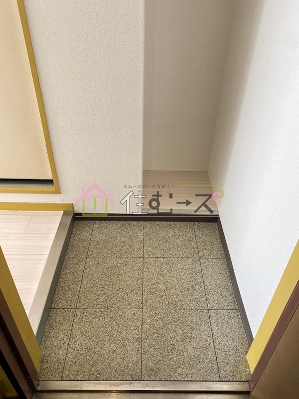 ノアーズアーク上汐 玄関