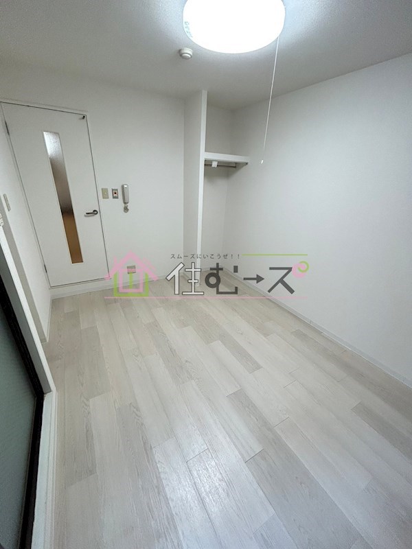 ジオナ新大阪 リビング