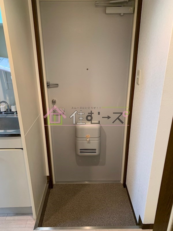 プチメゾン南 玄関