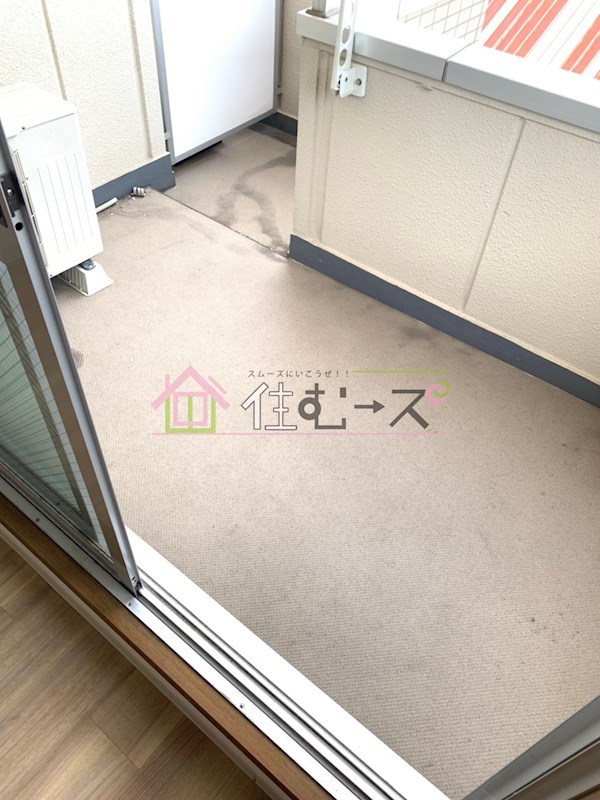眞柄ビル ベランダ