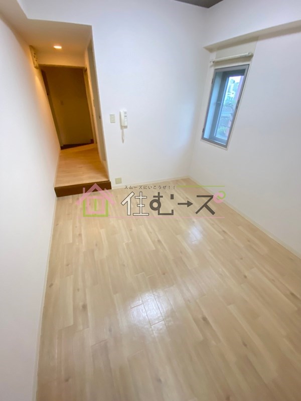 グランディ梅田北 リビング