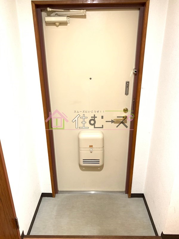 ニューカントリーハイムパート５ 玄関