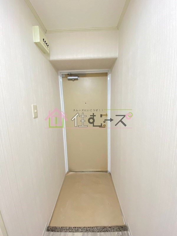 オフィスポート本町WEST 玄関