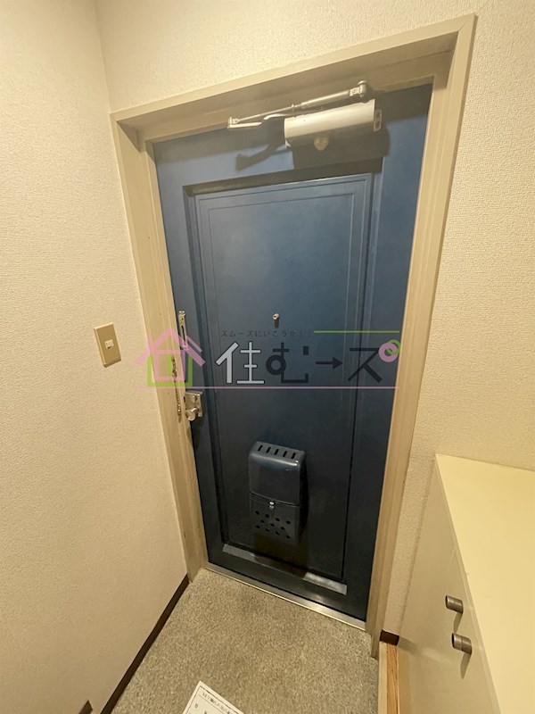 ロイヤル大今里 玄関