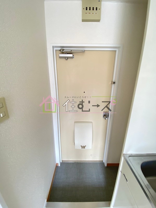 ノアーズアーク上汐 玄関