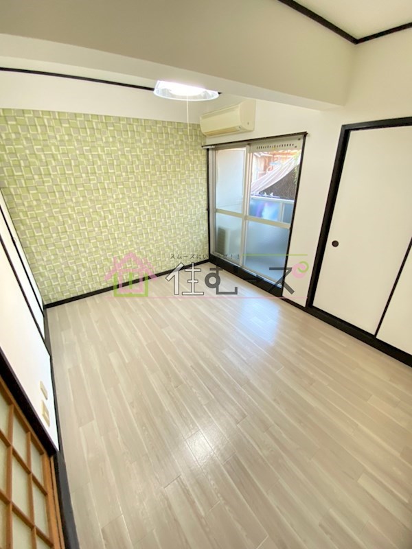 長井ハイツ淡路 ベッドルーム