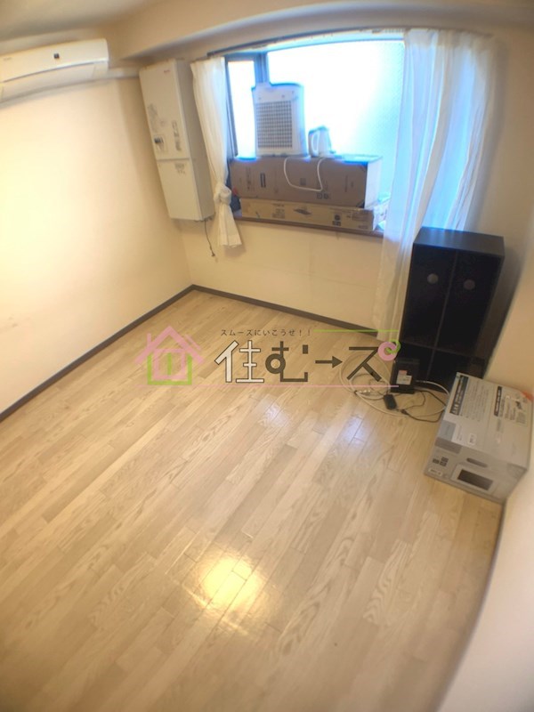 エムロード中川 ベッドルーム