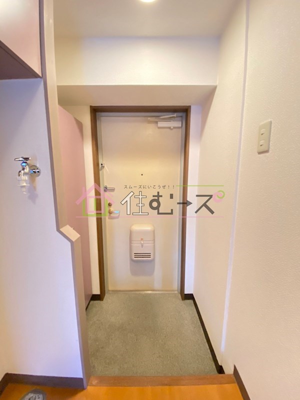 ロイヤル天満橋 玄関