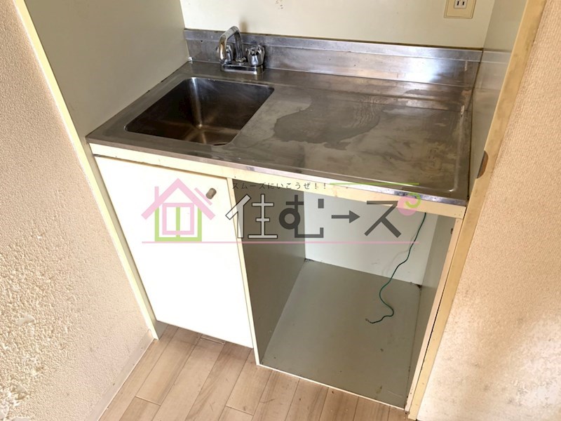 ホワイトハウス公園前 キッチン