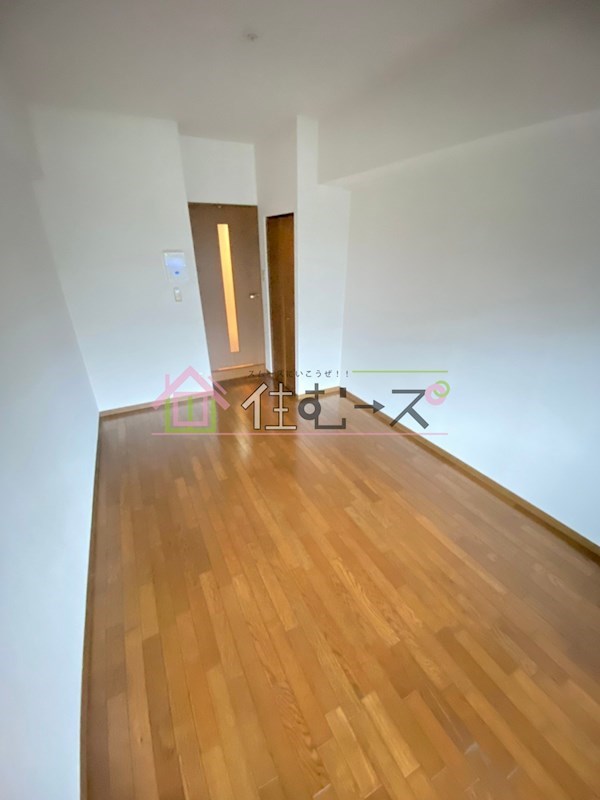 エスリード本町 リビング