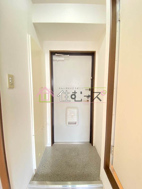 マンションスムス 玄関