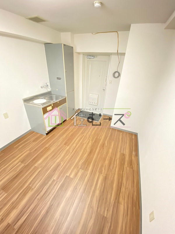 サンプラザ京橋 リビング