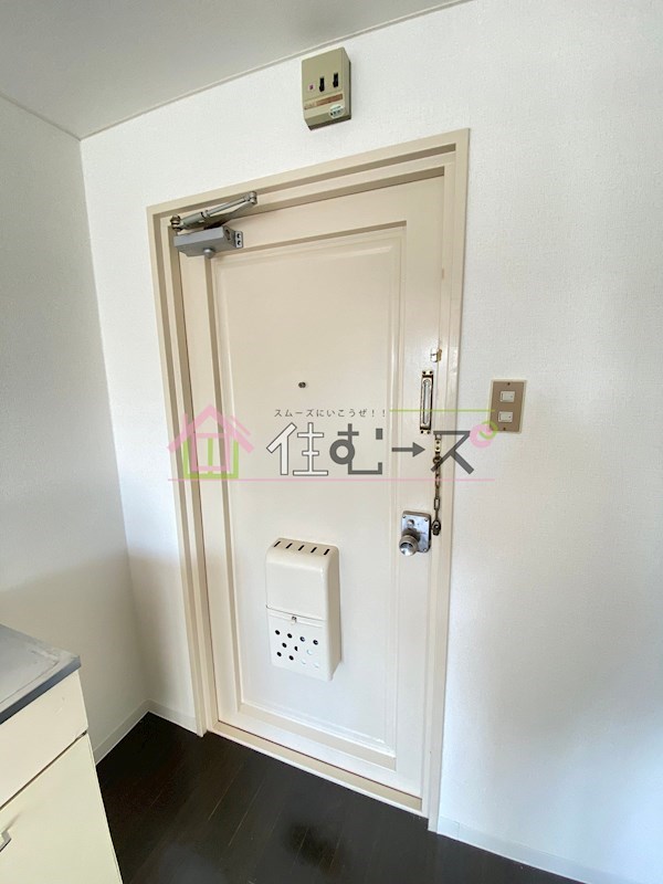 ラパンジール都島 玄関