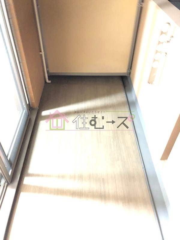 エステムコート心斎橋EASTエリジオン ベランダ