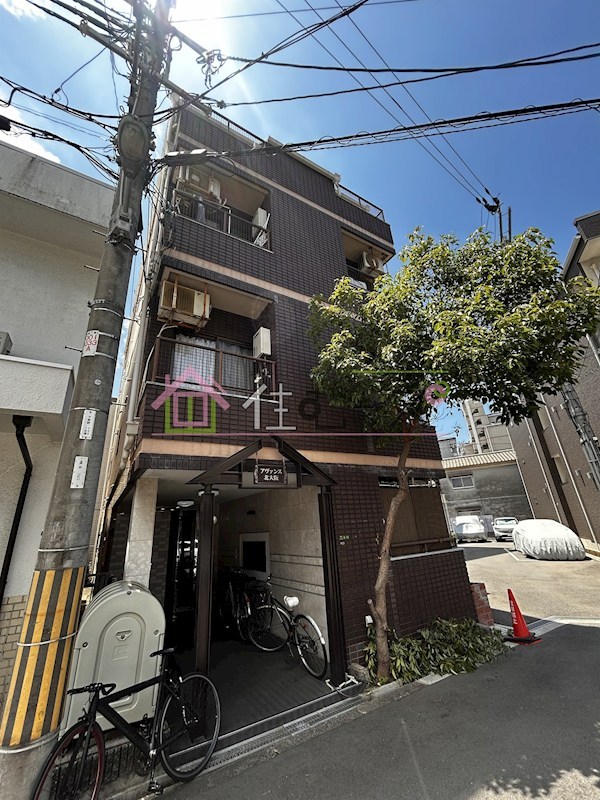 アヴァンス北大阪 外観