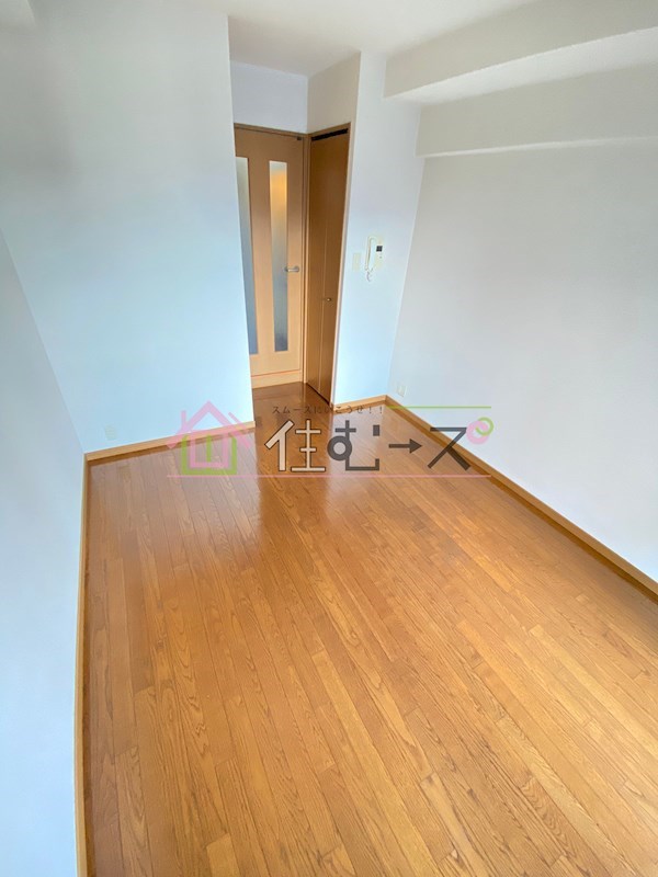 ディナスティ清水谷Ⅲ リビング