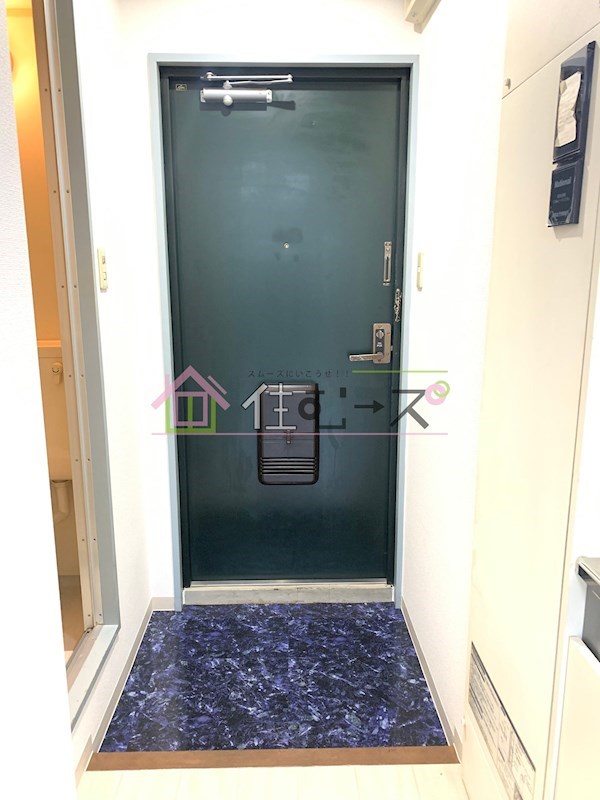 ウィンズコート 玄関