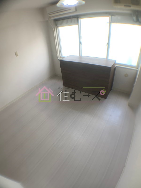 新大阪コーポビアネーズ  ベッドルーム