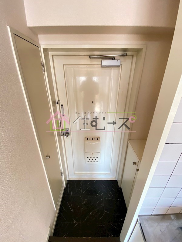 ドミールあさひ 玄関