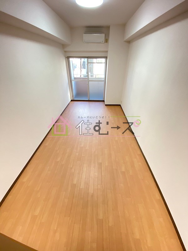 フラット平野南 リビング