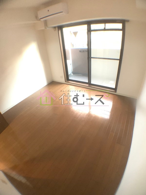 リーガル新大阪Ⅴ ベッドルーム