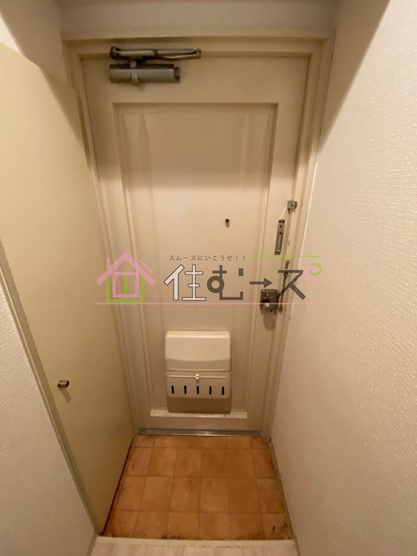 ラパンジール市岡元町 玄関