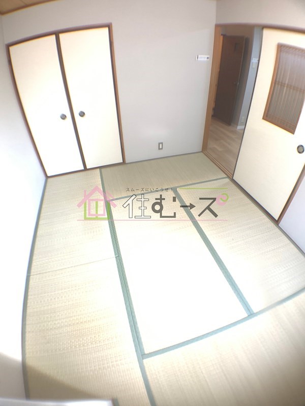 エル三津屋 リビング