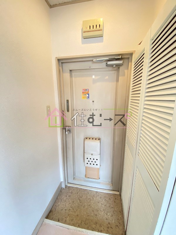 第一文の里ビル 玄関