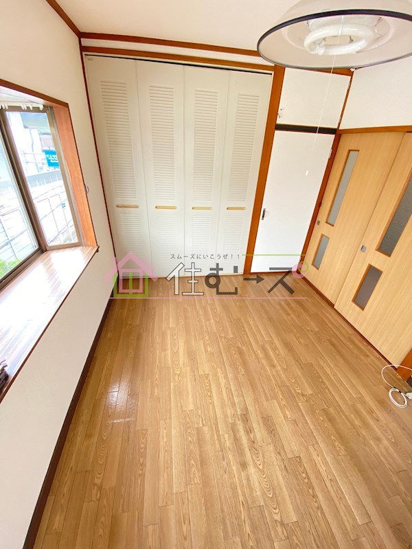 第一文の里ビル リビング