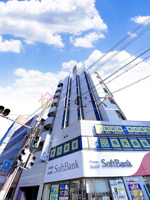 パレロイヤルビル 外観