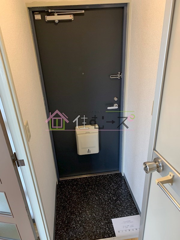 シャンクレール塚本 玄関