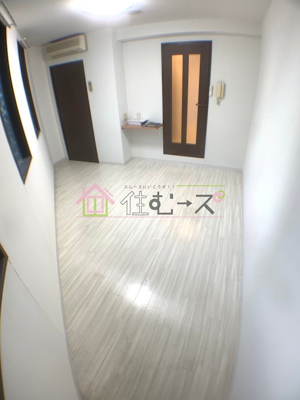 ミストラル本町ウエスト リビング