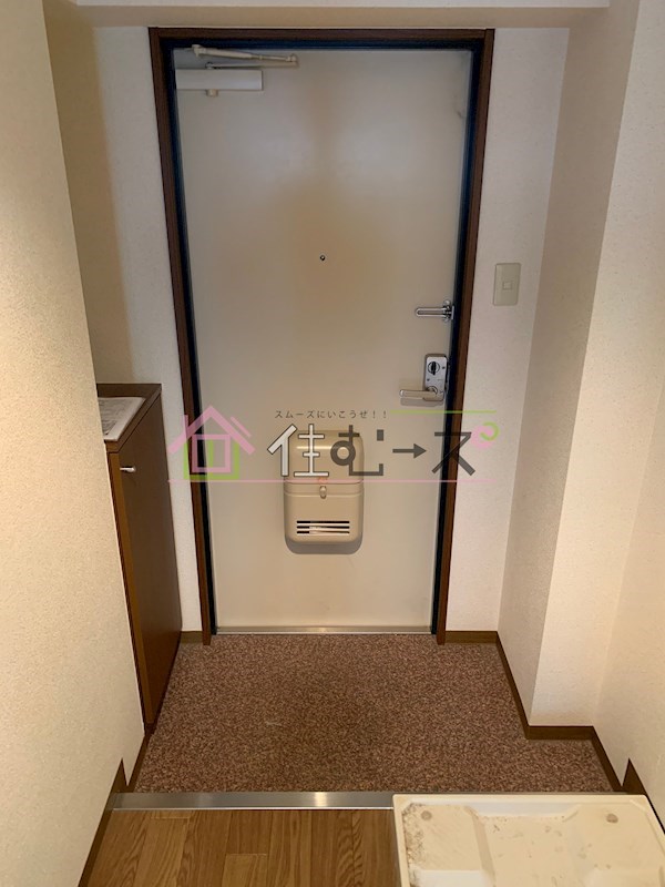 ハイツ・ドアーン 玄関